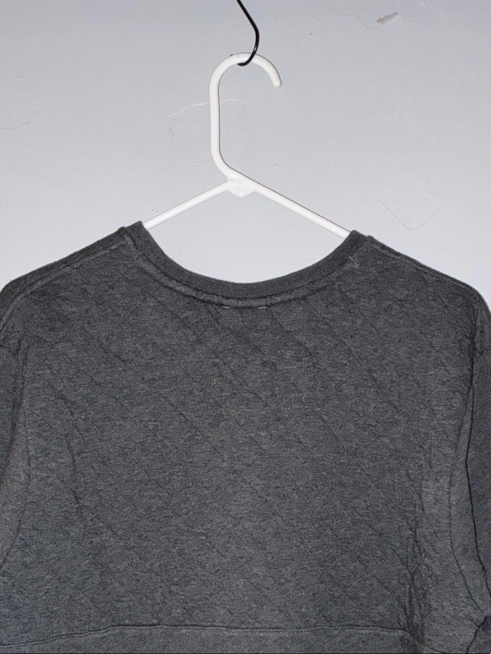Patagonia Women’s Black Pullover Crew Sweatshirt - Picture 14 of 16